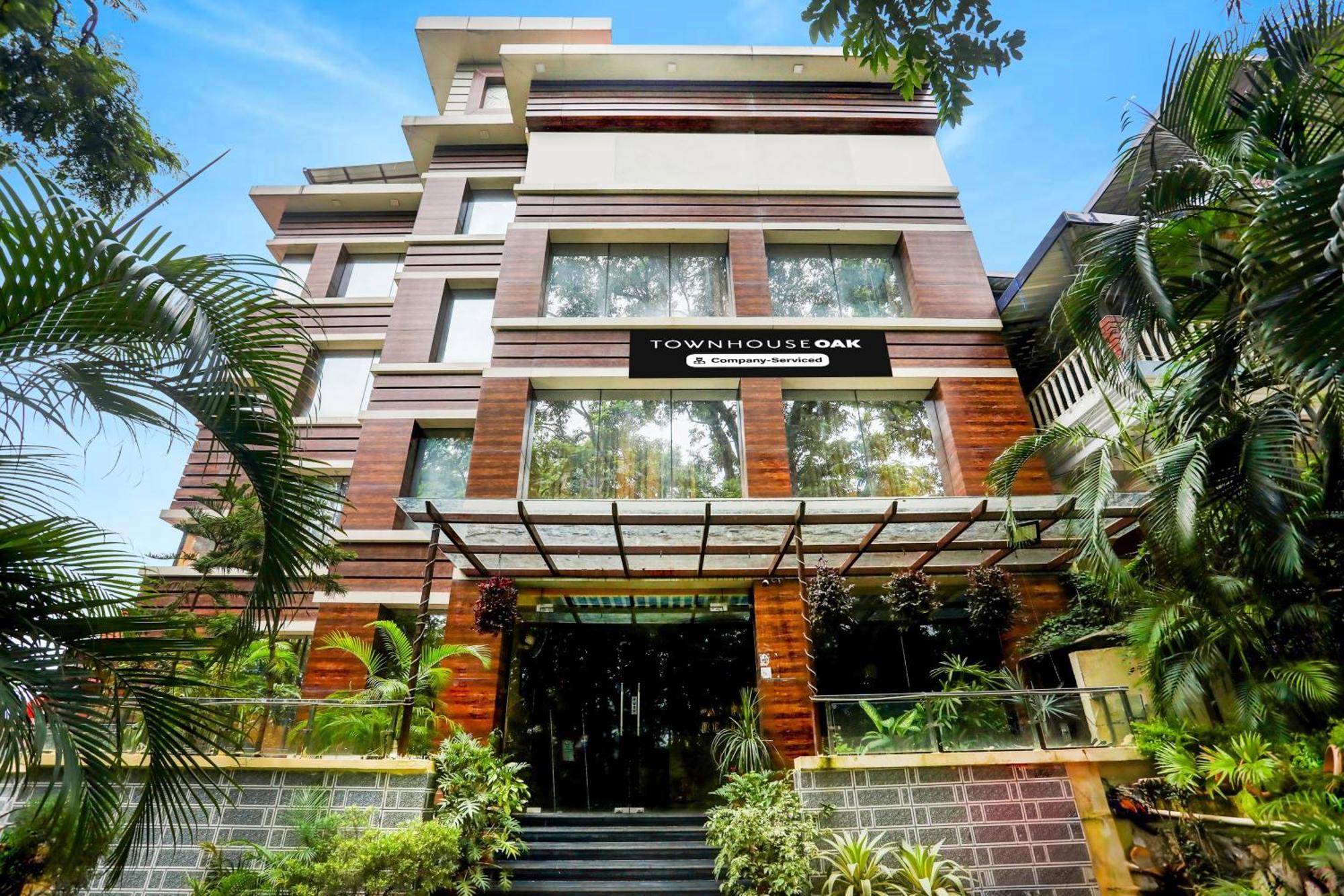 Super Townhouse Oak Pacify Hills Hotel Rajpur Exterior photo